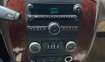 Chevrolet Tahoe v8 2011 full