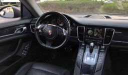 Porsche Panamera 4 2012  full