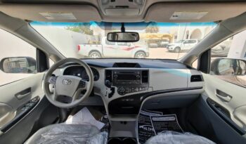 Toyota Sienna 2014 LE full