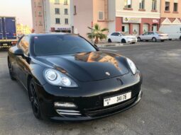 Porsche Panamera 4 2012 full