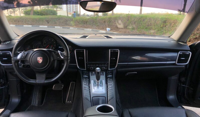 Porsche Panamera 4 2012 full