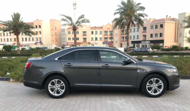 Ford Taurus 2018  full