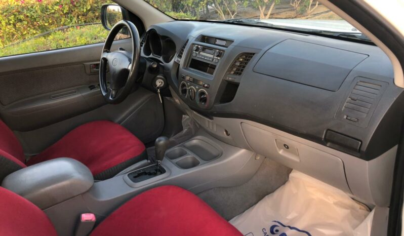 Toyota Hilux 2010 full