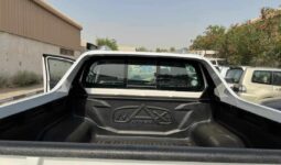 Toyota Hilux Pickup 4×4 2020 full