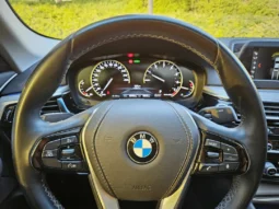 2020 BMW 520i full